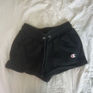Champion Shorts🖤